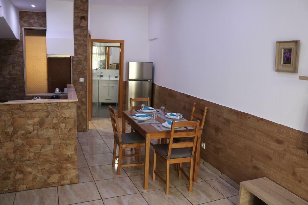 Center Rebelo Da Silva Apartment